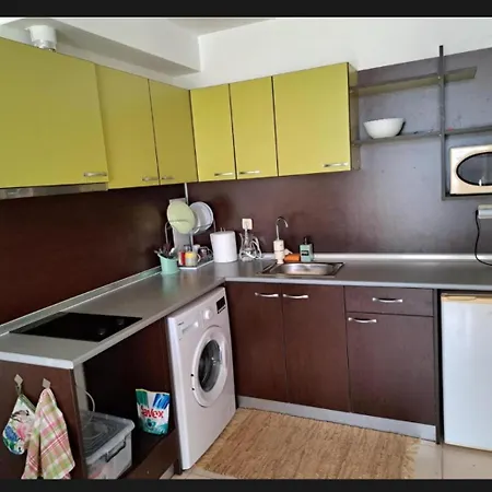 уютная студия на солнечном берегу